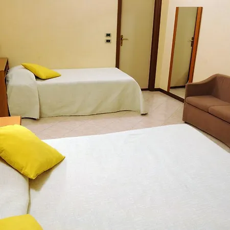 布通酒店 帕爾馬