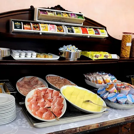 布通酒店 酒店 3*