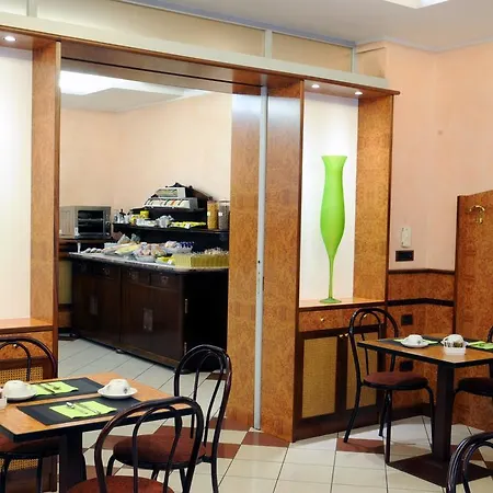 布通酒店 帕爾馬