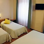 Button Hotel