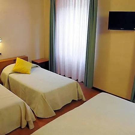 Hotel Button Parma