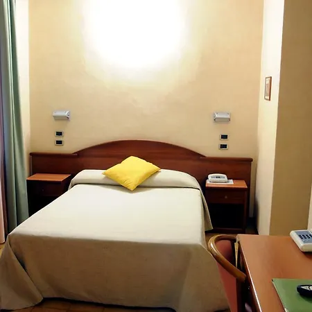 Button Hotel